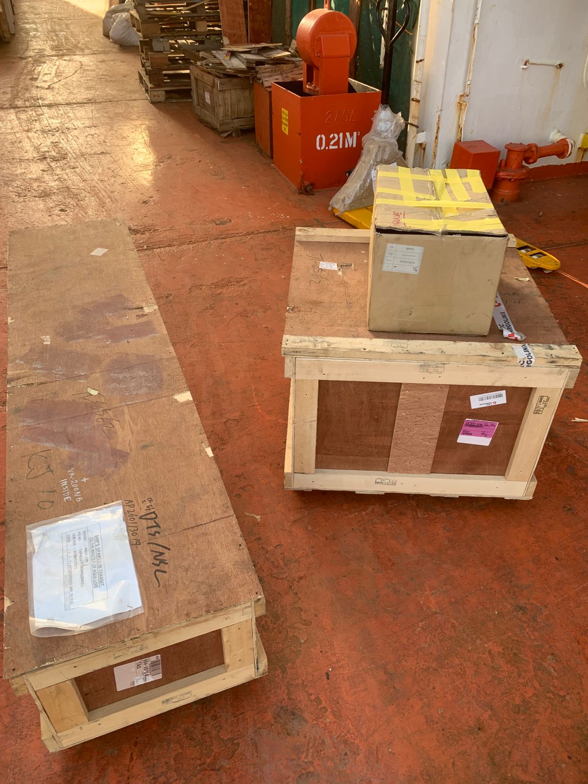 Spare parts and ship supplies delivered on board